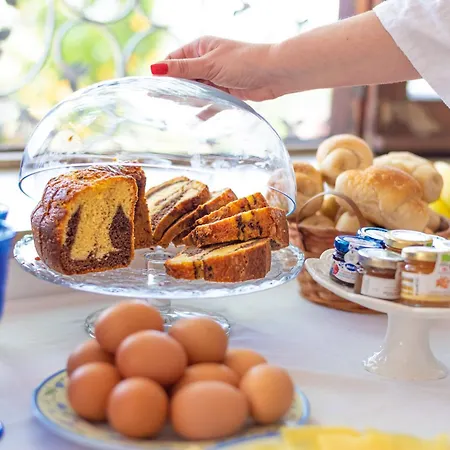 Alojamento de Acomodação e Pequeno-almoço Cerasella *
